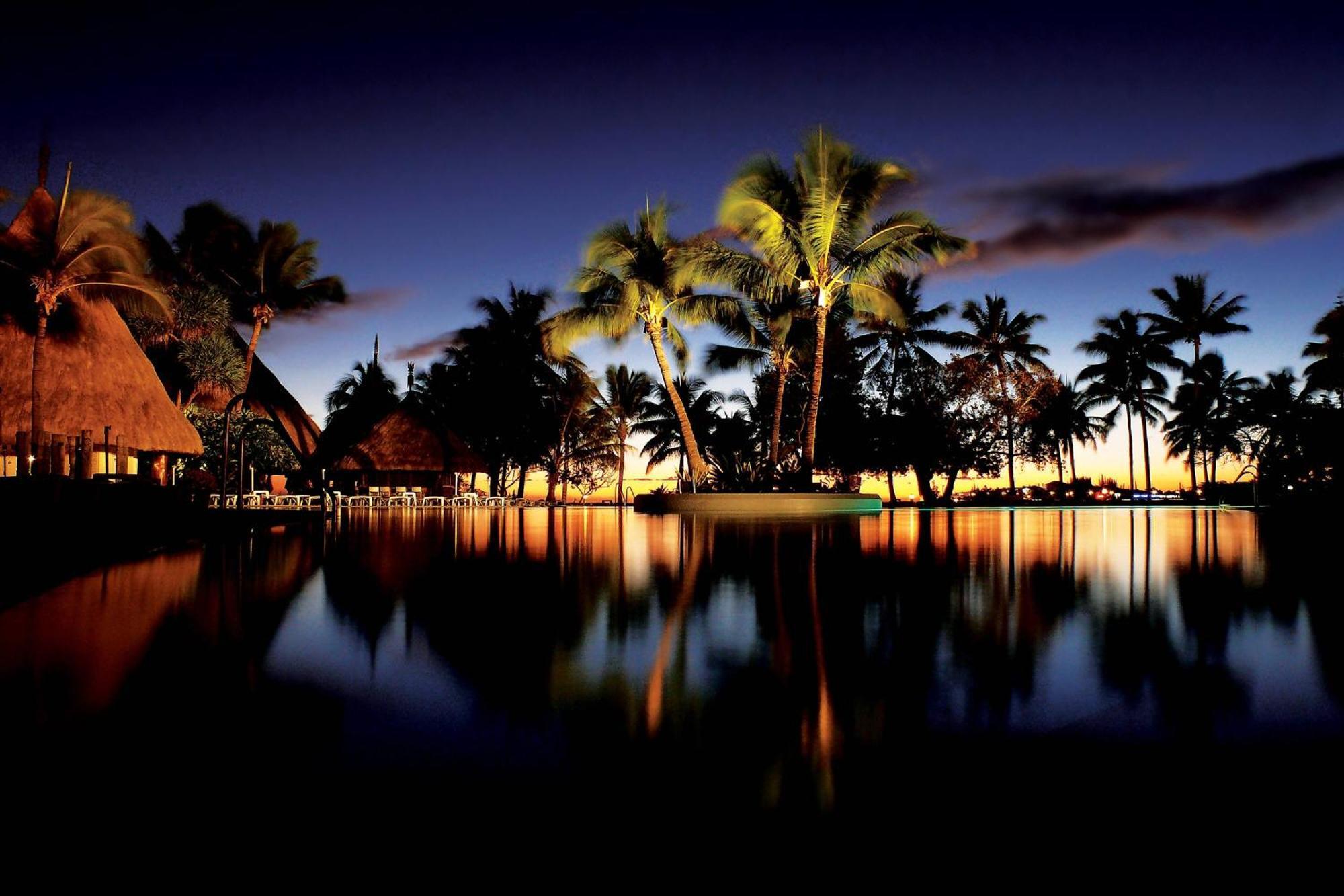 Le Meridien Noumea Resort & Spa Exterior photo